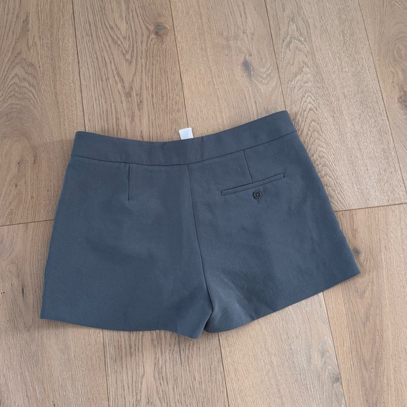 Aritzia Wilfred Exergue Shorts in Sagesse/Green Size 4 - Picture 5 of 6